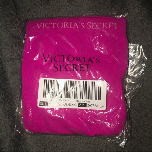 VS Panties Bundle (5) XXL - Picture 2 of 6